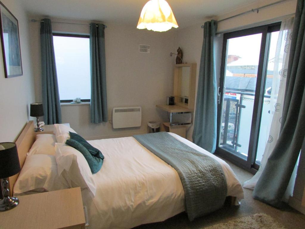 Cheltenham Luxury Apartments Szoba fotó